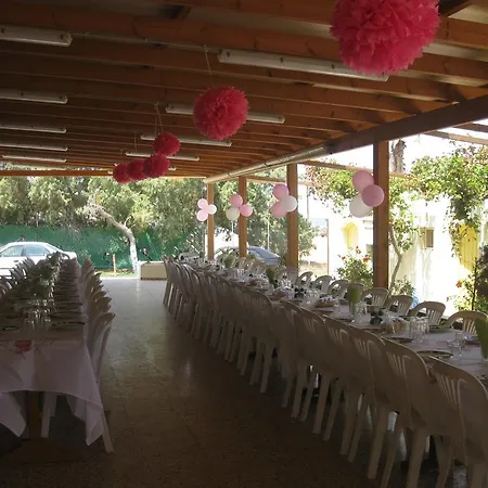 Creta Camping 2*